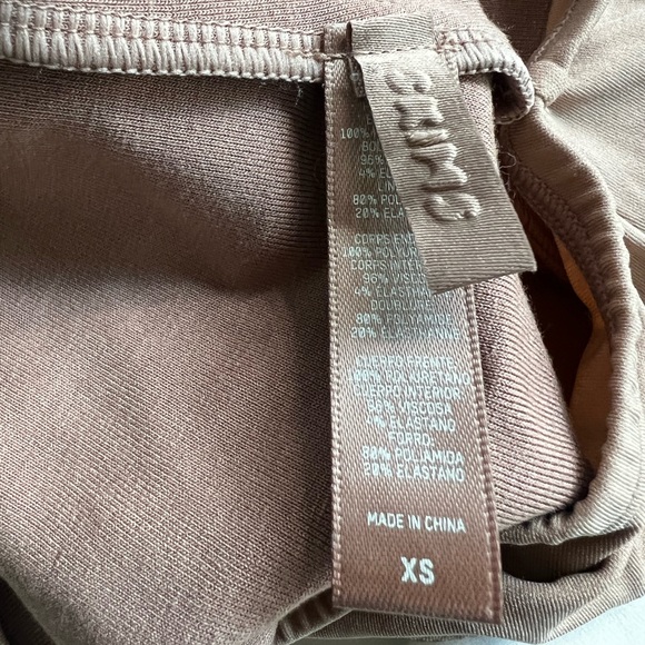 Skims faux leather tube top - Picture 3 of 3